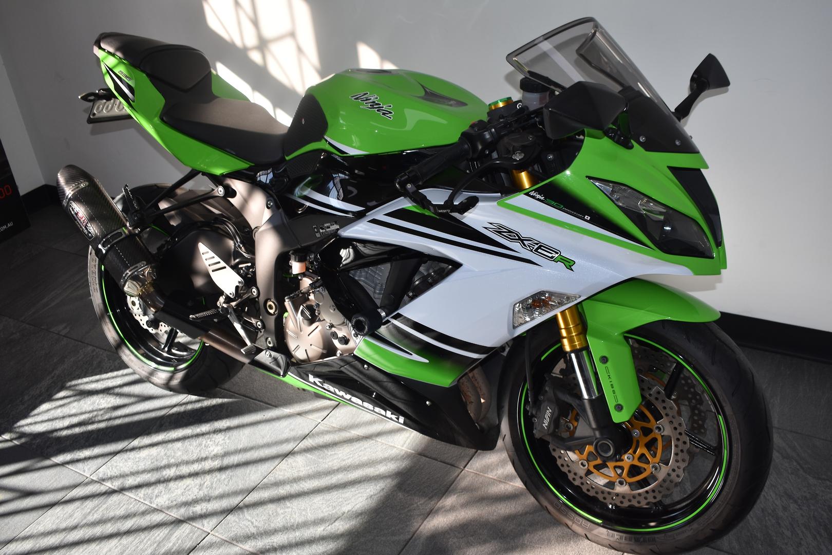 2015 KAWASAKI NINJA ZX-6R (636) ABS 30TH ANNIVERSARY - JBFD5258820