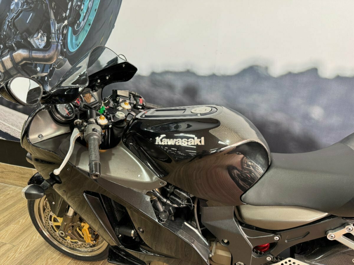 2005 KAWASAKI ZX-12R (ZX1200 NINJA) SPORTS - JBFD5327905 - JUST BIKES