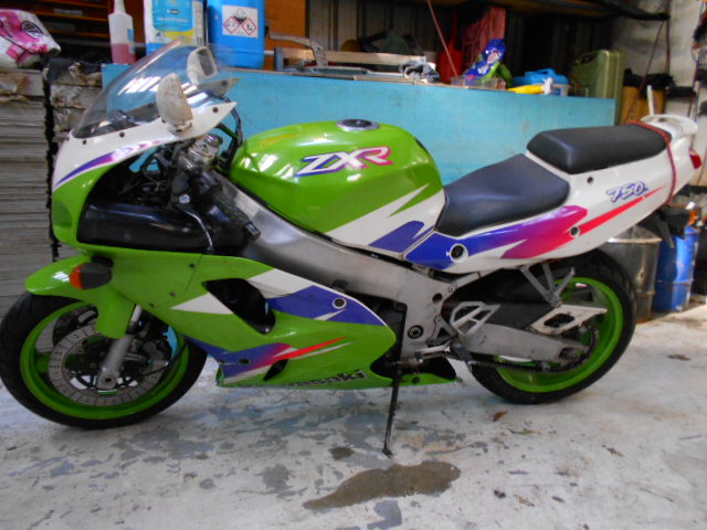1995 KAWASAKI ZXR750 (ZX750) SPORTS - JBW5175626 - JUST BIKES