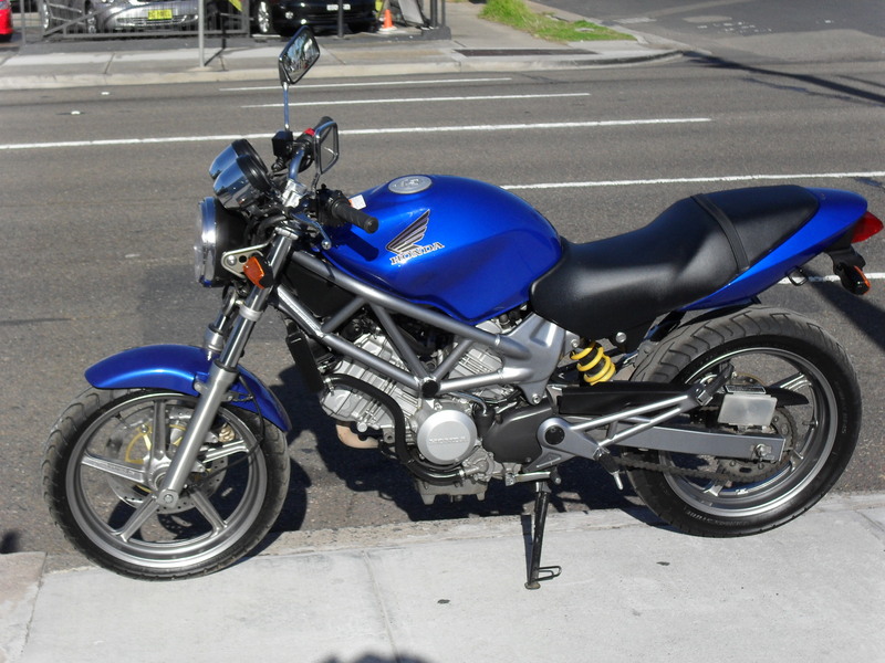 2006 HONDA VTR VTR250 6 - JBWD1644167 - JUST BIKES