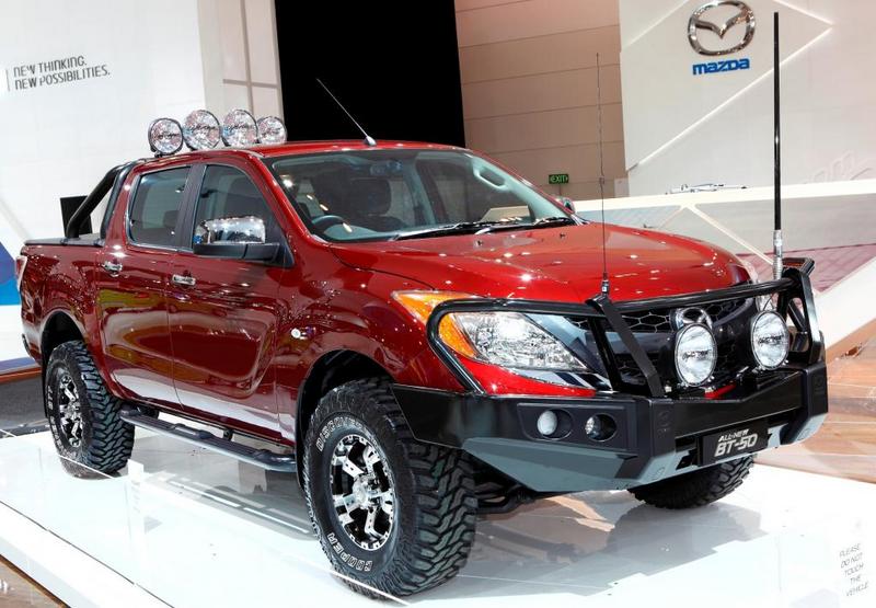 Mazda BT-50 front angle