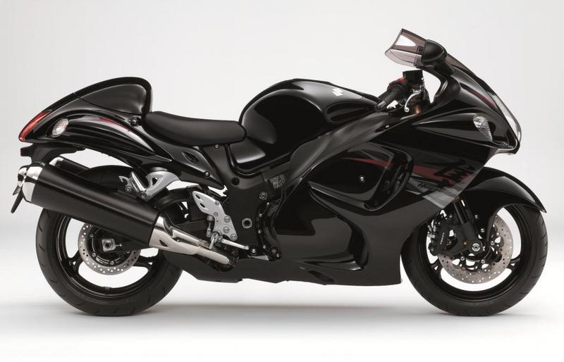 2012 Hayabusa flies in