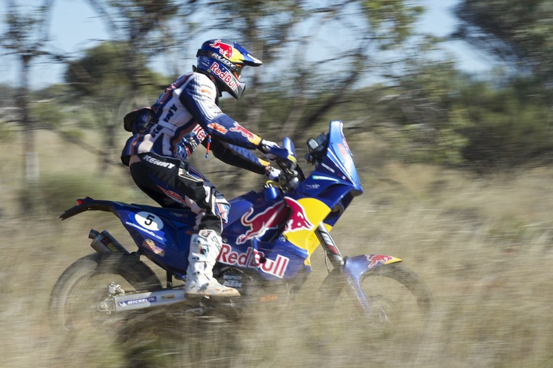 Grabham out of Australasian Safari. Smiths lead after leg 3
