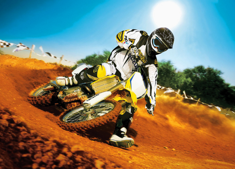 Suzuki RM Z450 on the track
