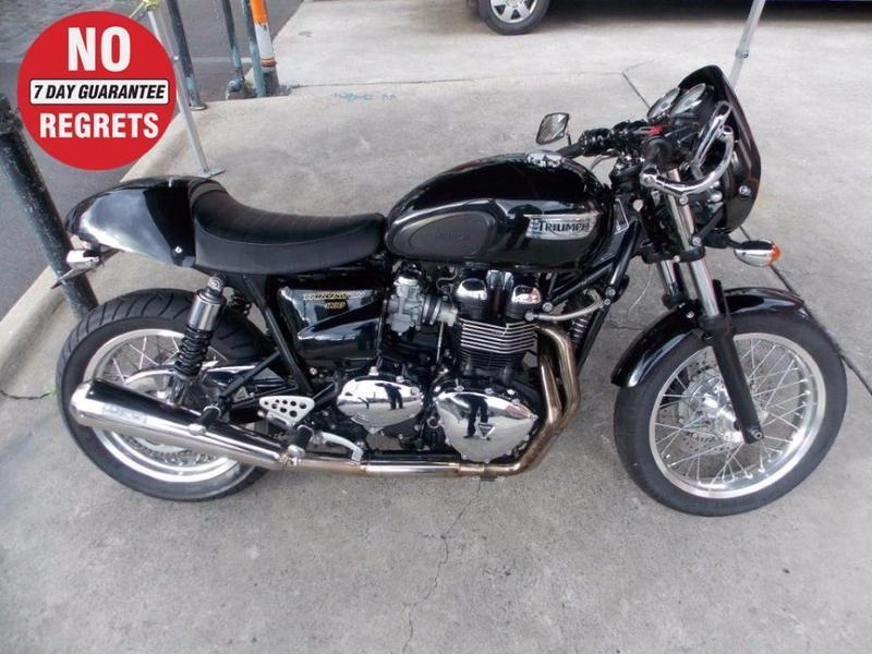 2011 TRIUMPH THRUXTON 900