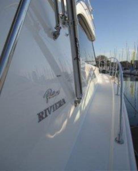 Riviera 40 Flybridge