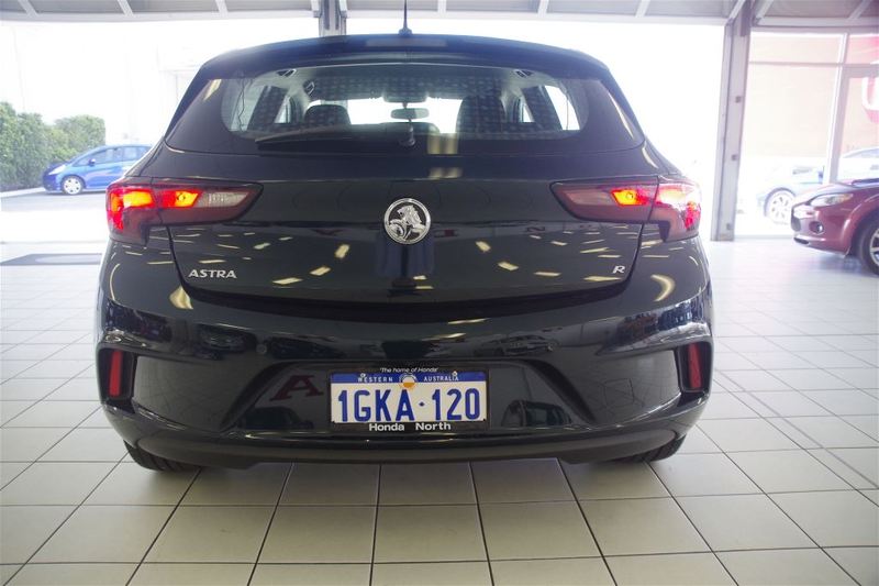 2017 HOLDEN ASTRA R BK MY17