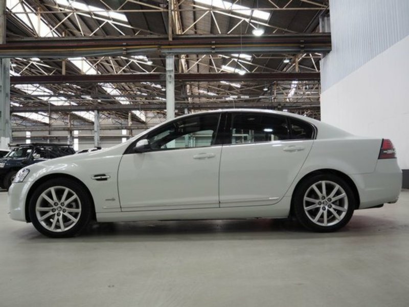 2012 HOLDEN CALAIS VE II MY12.5