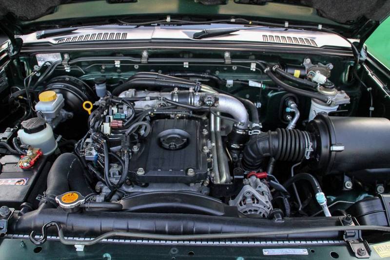 2006 NISSAN NAVARA ST-R (4x4) D22
