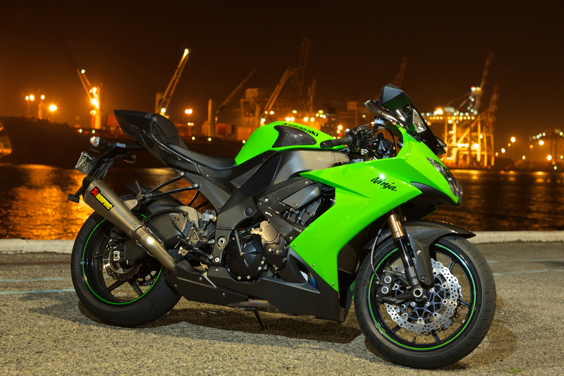 2008 KAWASAKI 1000CC ZX-10R (ZX1000 NINJA) E8F