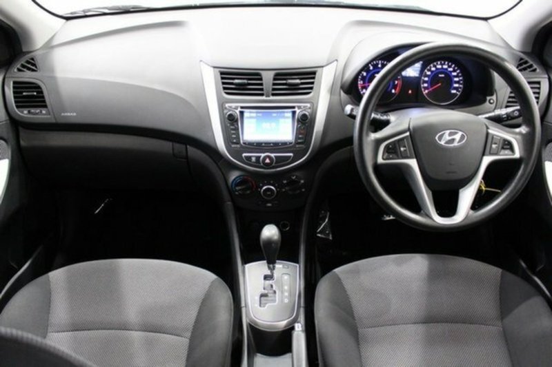 2014 HYUNDAI ACCENT ACTIVE RB2