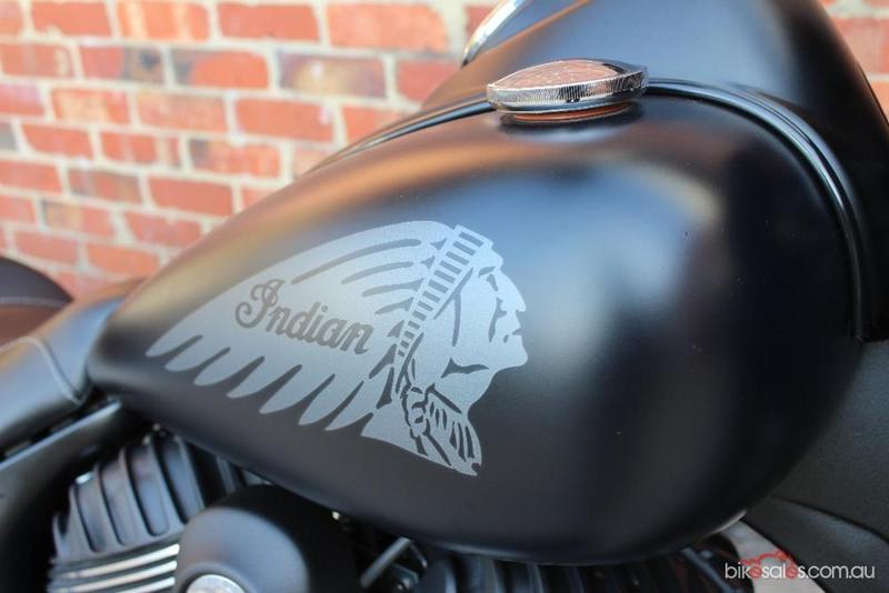 2015 INDIAN CHIEF DARK HORSE