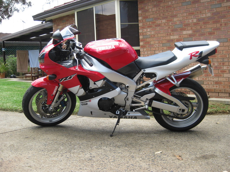 1998 YAMAHA YZF R1