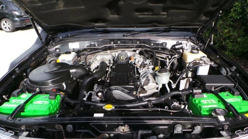 2006 TOYOTA LANDCRUISER SAHARA HDJ100R
