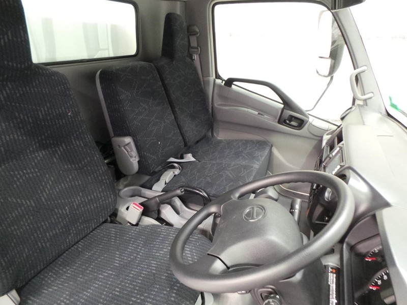 2016 HINO 716 - 300 Series 716 - 300 Series Truck