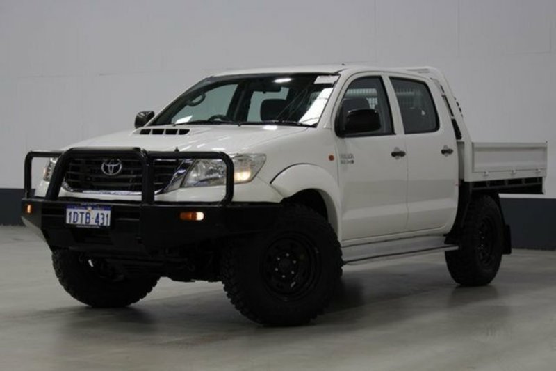 2011 TOYOTA HILUX SR (4x4) KUN26R MY12