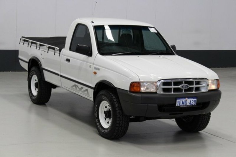 2002 FORD COURIER GL PE