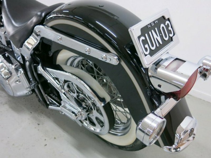 2003 HARLEY-DAVIDSON FLSTC Heritage Softail Classic