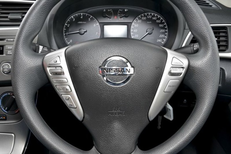 2013 NISSAN PULSAR ST B17
