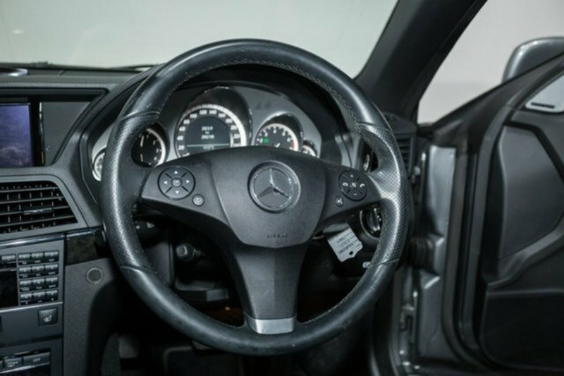 2011 MERCEDES-BENZ E250 CGI AVANTGARDE 207 MY11