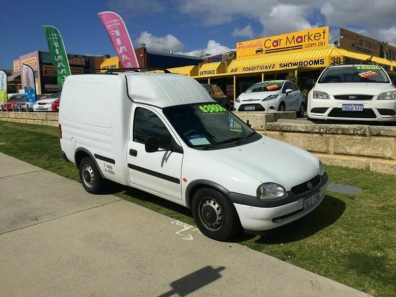 1999 HOLDEN COMBO SB