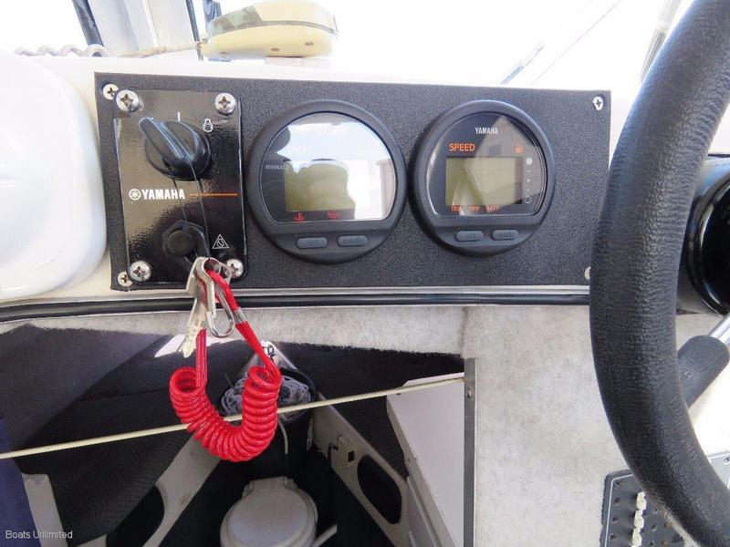 Nova 233 SPORTSCRUISER GREAT DECK, SUPER SOFT VDRY RIDE