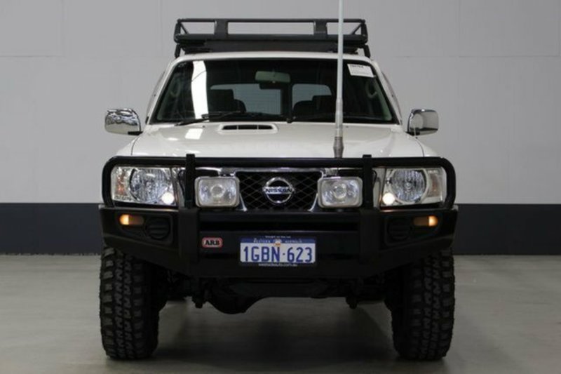 2006 NISSAN PATROL ST (4x4) GU IV
