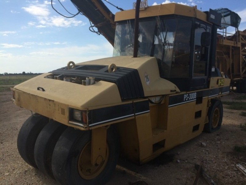 1999 CATERPILLAR PS300 PS300 RollerCompacting