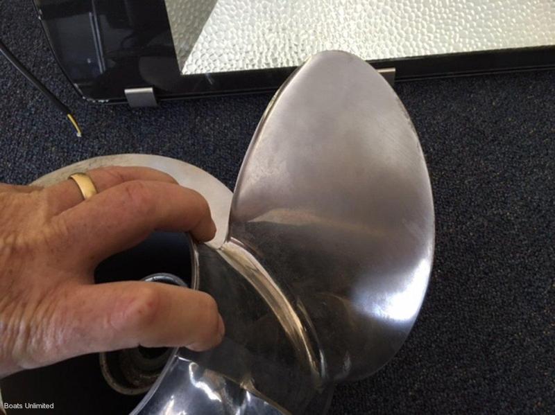 SOLAS 4 BLADE STAINLESS PROP 14 1/2 X15 PITCH 15 SPLINE