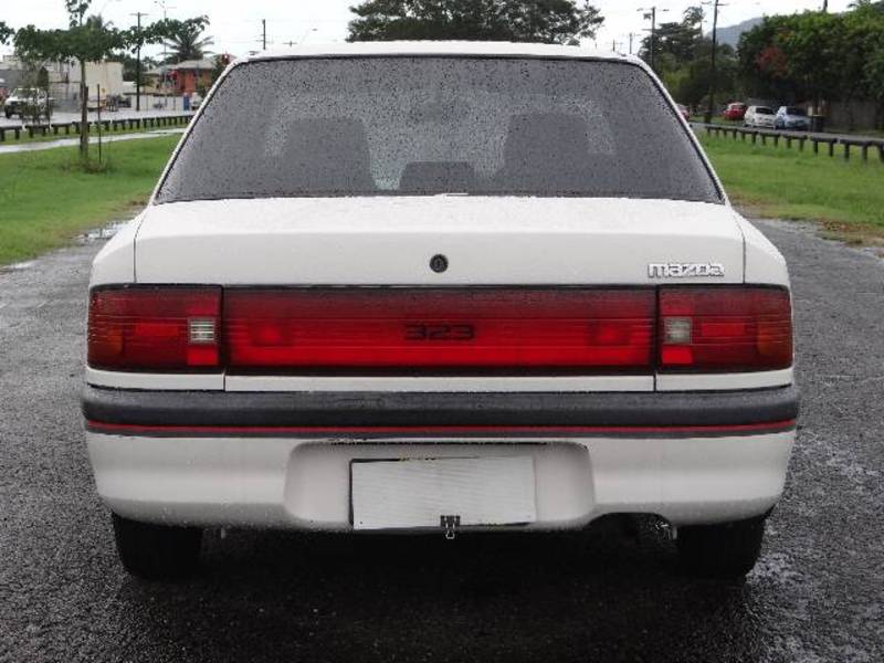 1995 MAZDA 323 PROTEGE