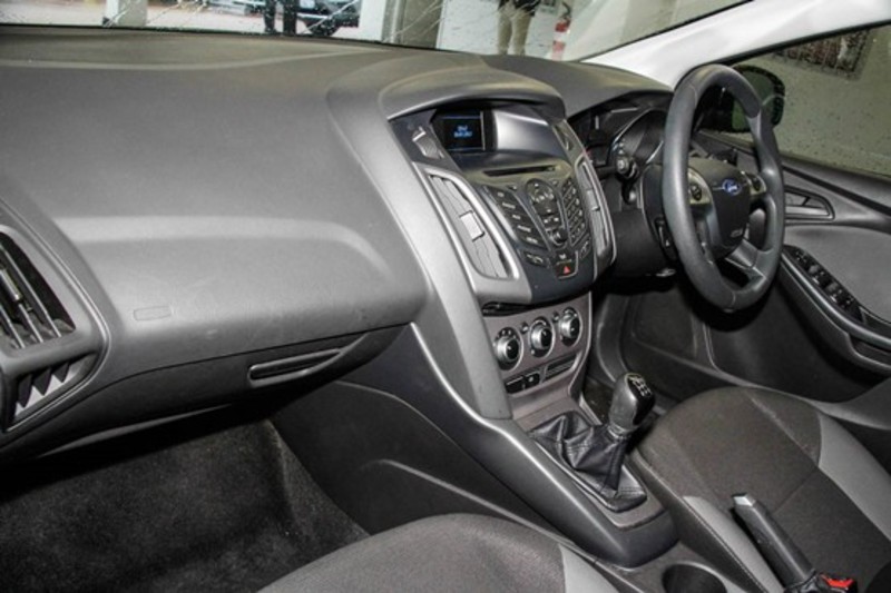 2013 FORD FOCUS AMBIENTE LW MKII