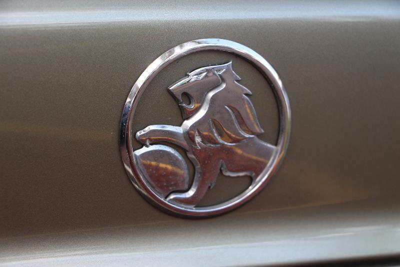 2003 HOLDEN COMMODORE EXECUTIVE VY