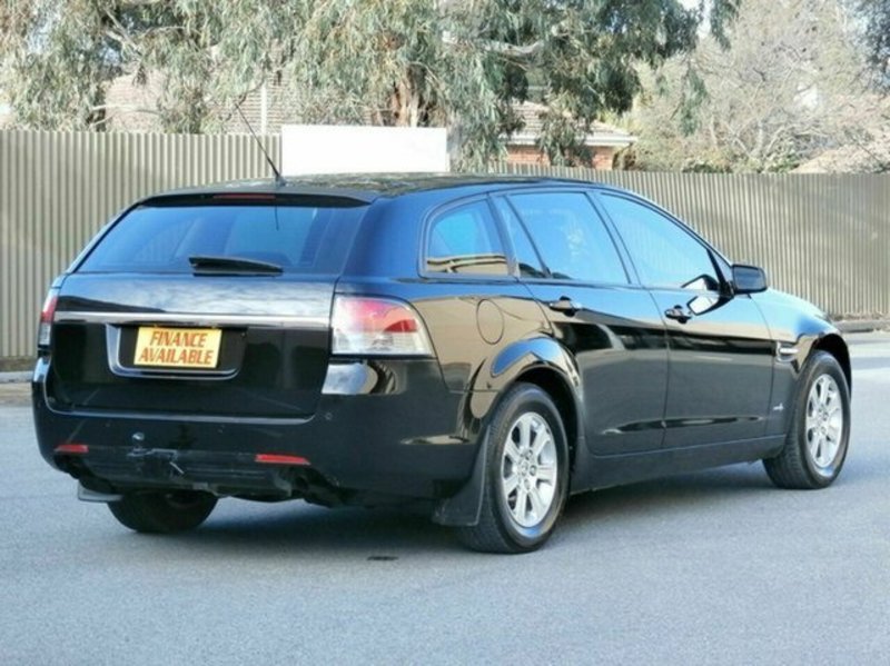 2011 HOLDEN COMMODORE OMEGA VE II