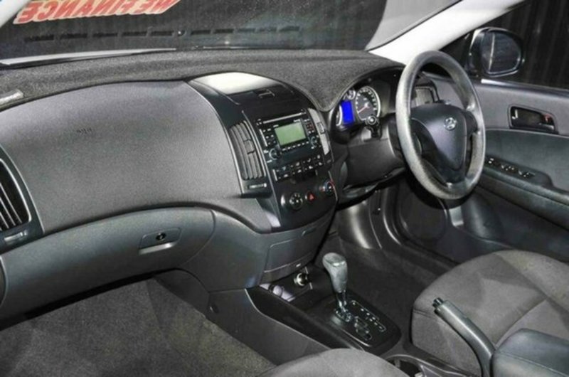2011 HYUNDAI i30 SX FD MY12