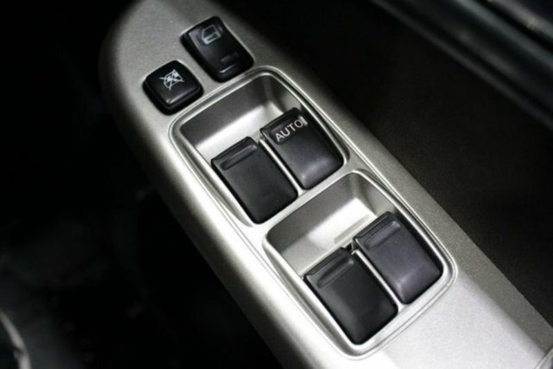 2006 NISSAN PATROL ST-S (4x4) GU IV