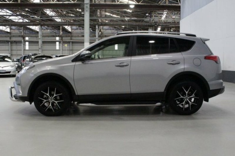 2017 TOYOTA RAV4 GXL (2WD) ZSA42R MY17