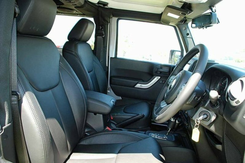 2014 JEEP WRANGLER OVERLAND JK MY13