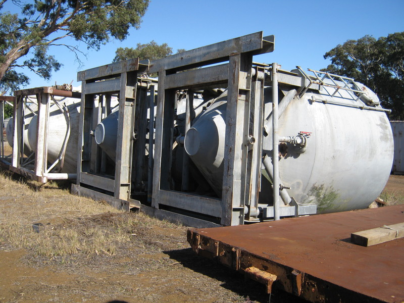 CEMENT HOPPERS