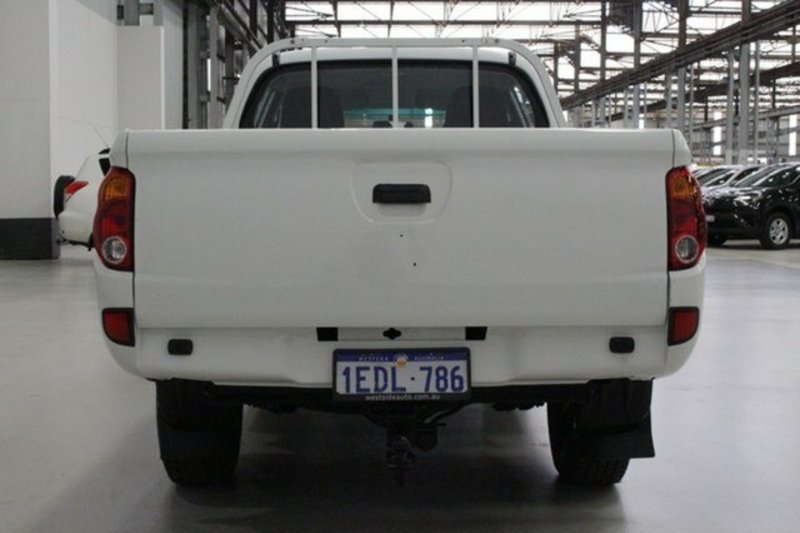 2013 MITSUBISHI TRITON GLX (4x4) MN MY13