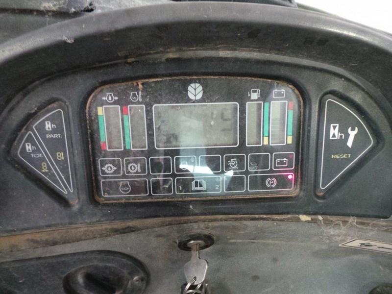 2000 NEW HOLLAND NH95 BACKHOE LOADER