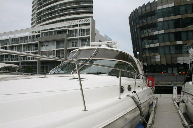 Sea Ray 410 Sundancer