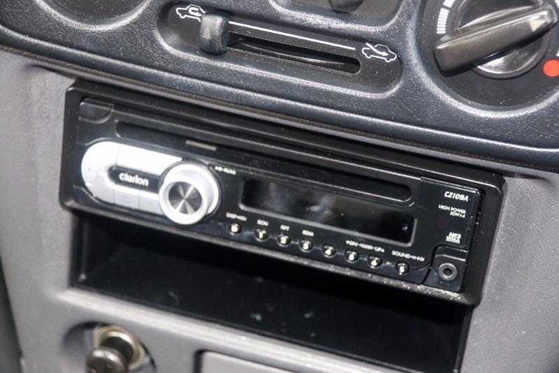 2000 MITSUBISHI LANCER GLXi CE