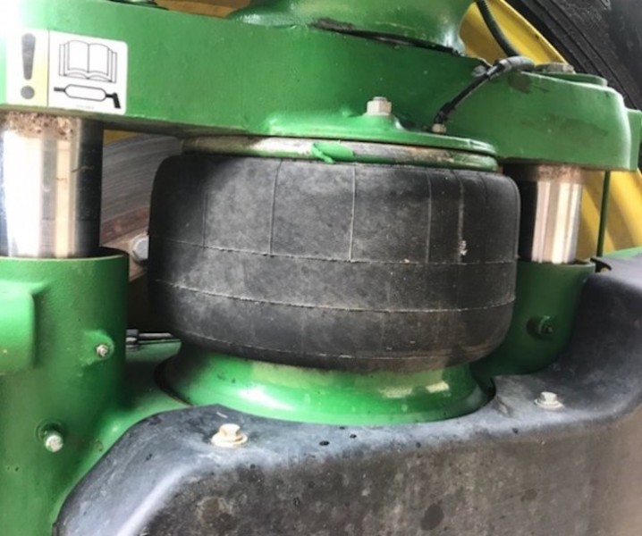 JOHN DEERE 4930 Sprayer