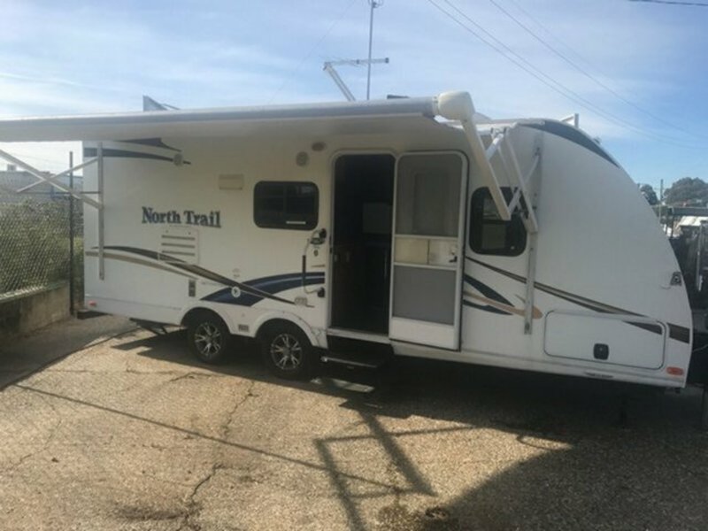 2011 Heartland North Trail CARAVAN