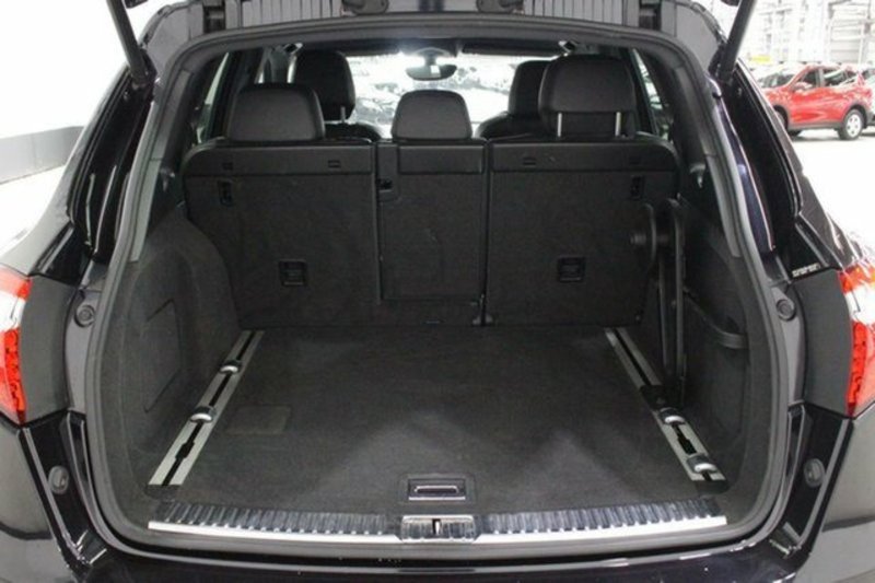 2010 PORSCHE CAYENNE S HYBRID SERIES 2