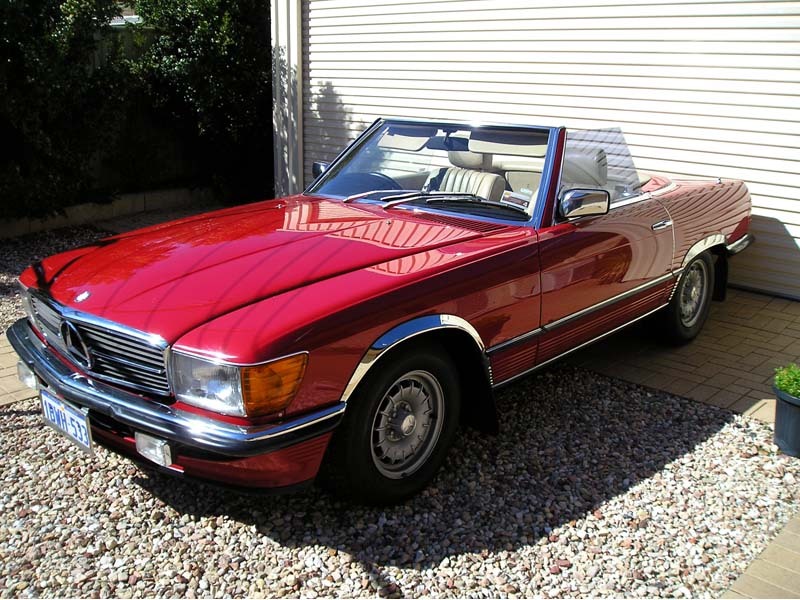 1982 MERCEDES-BENZ 380 SL