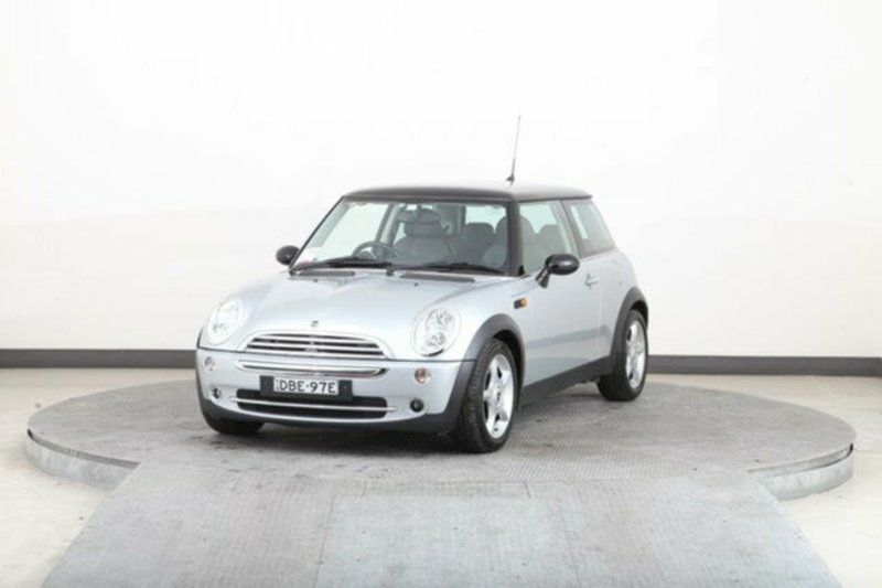 2004 MINI COOPER R50