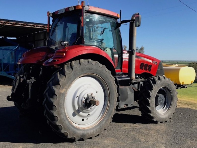 Case IH Magnum 275 Tractor