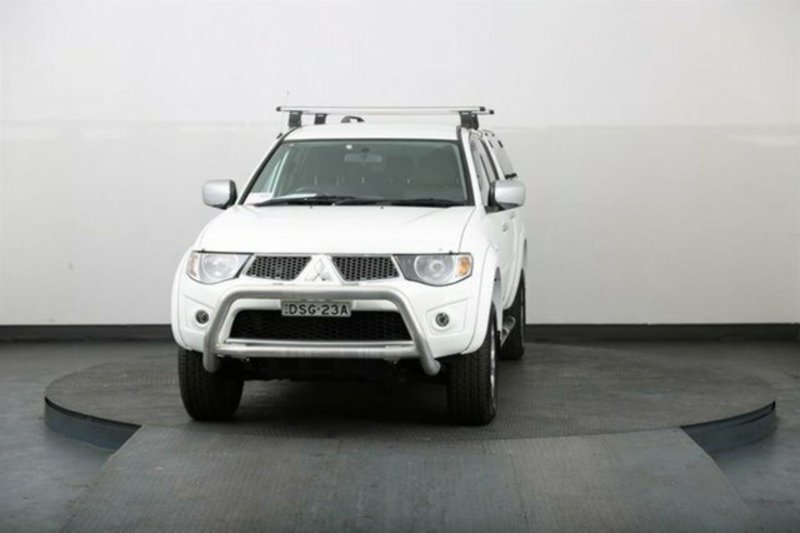2015 MITSUBISHI TRITON GLX-R (4x4) MN MY15