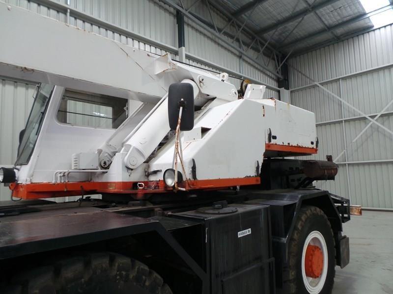 1983 TADANO TR151 ROUGH TERRAIN CRANE